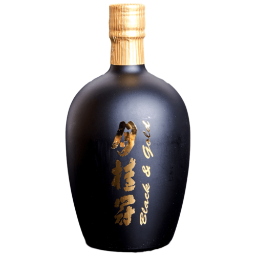Gekkeikan Junmai Sake black and gold